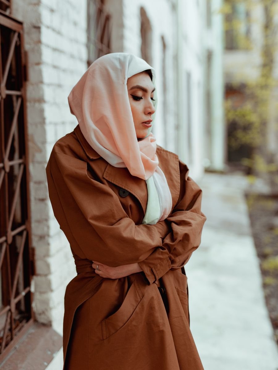 مانتو شهری یقه‌دار سرمه‌ای مدل M607
